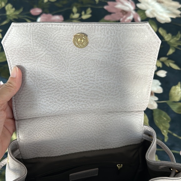 Matt & Nat Small Mumbai Backpack - Picture 5 of 6